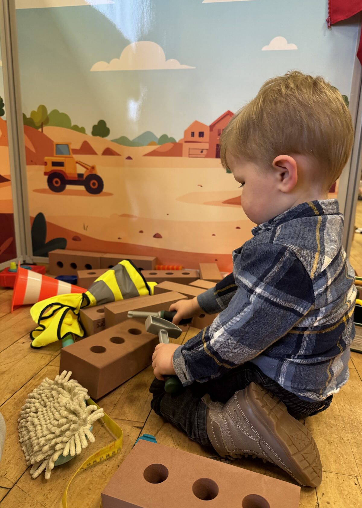 Child building at the construction site